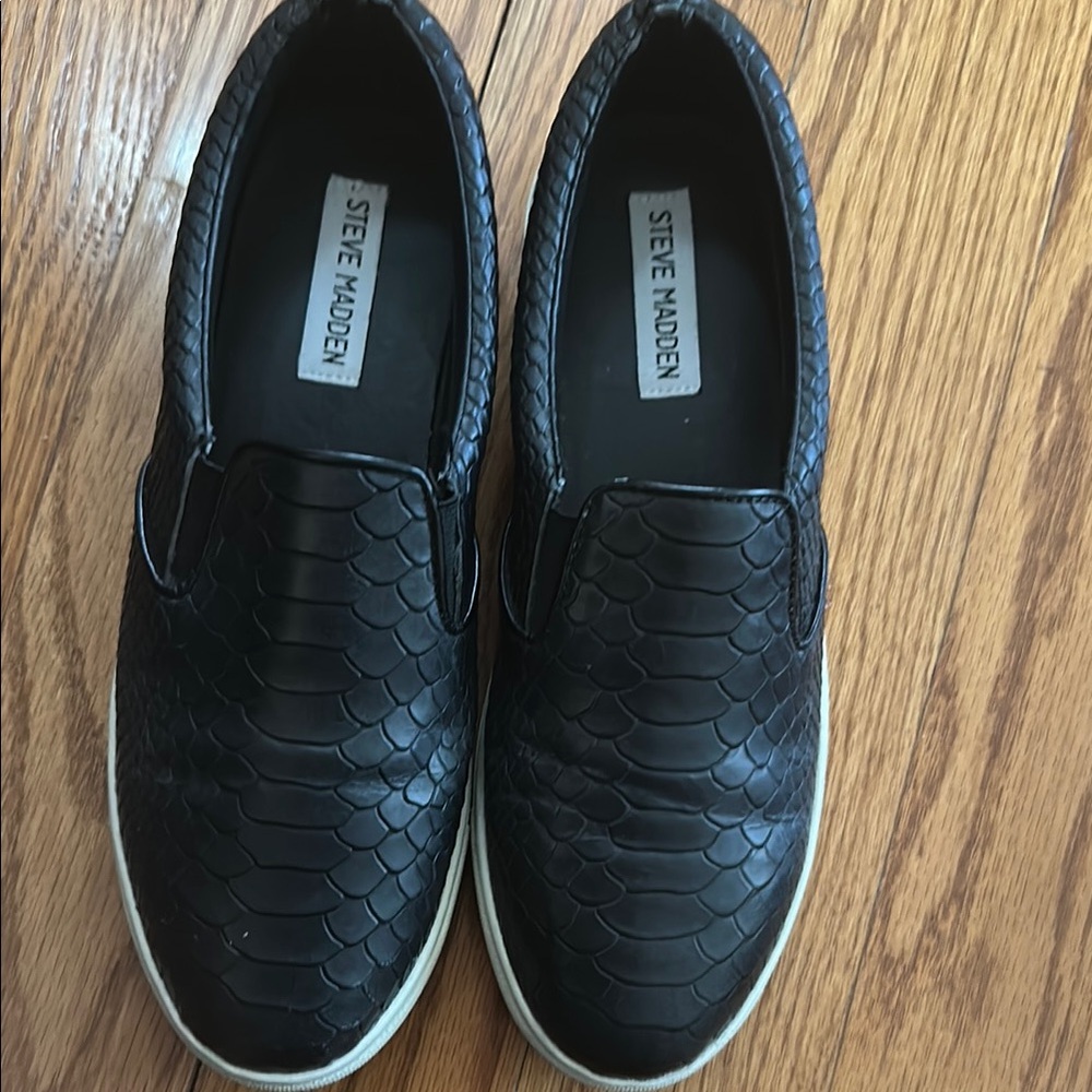 Steve Madden Black Leather Loafers Slip-Ons